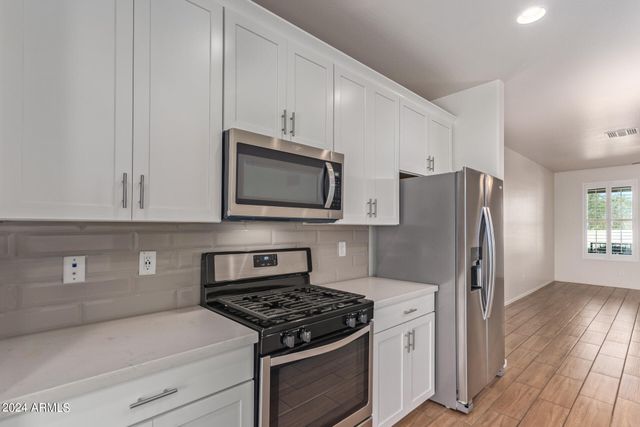 41899 W SAGEBRUSH Court, Maricopa, AZ 85138