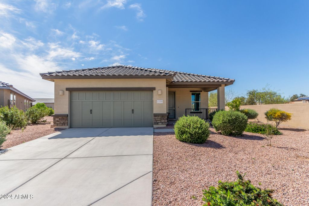 41899 W SAGEBRUSH Court, Maricopa, AZ 85138