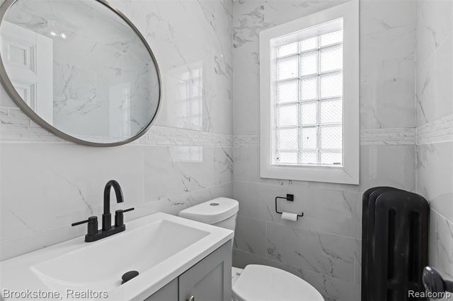 16125 Linwood Street, Detroit, MI 48221