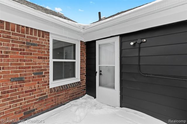 16125 Linwood Street, Detroit, MI 48221