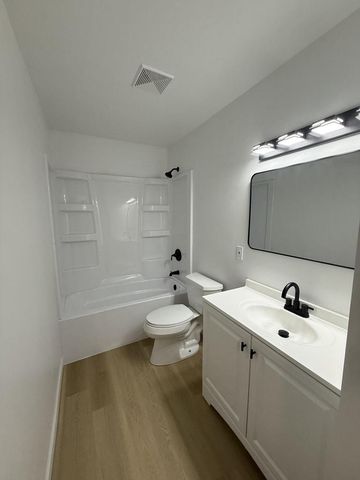 232 Oregon STREET, Racine, WI 53405