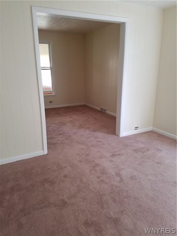 1812 Pierce Avenue, Niagara Falls, NY 14301