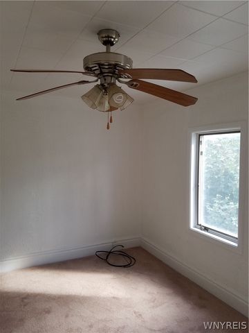 1812 Pierce Avenue, Niagara Falls, NY 14301