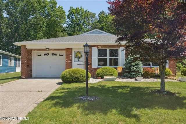 2 Thames Place, Brick, NJ 08723