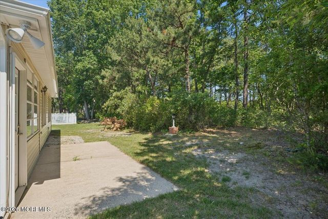 2 Thames Place, Brick, NJ 08723