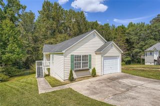 1233 Waterton Trail, Douglasville, GA 30134