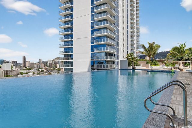 1500 Rycroft Street 912R, Honolulu, HI 96814