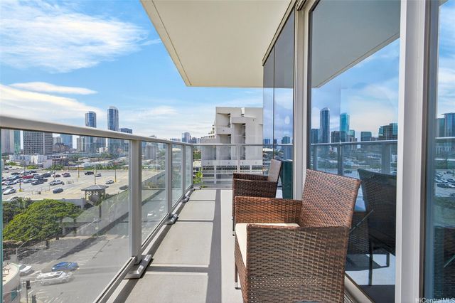 1500 Rycroft Street 912R, Honolulu, HI 96814