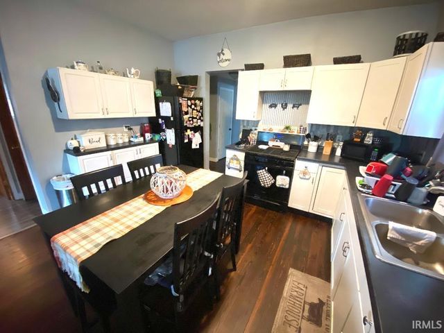 8065 E Terhune Street, Dugger, IN 47848