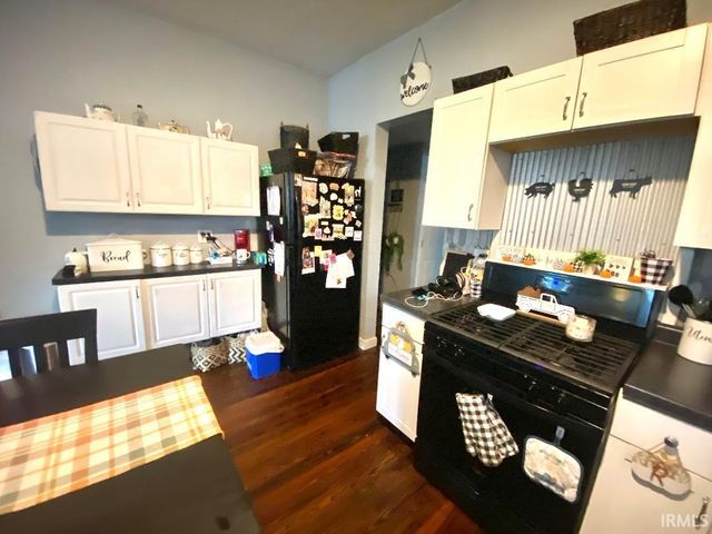 8065 E Terhune Street, Dugger, IN 47848