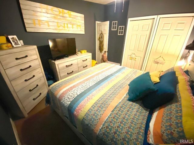 8065 E Terhune Street, Dugger, IN 47848