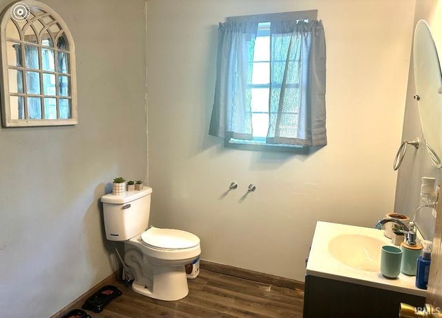 8065 E Terhune Street, Dugger, IN 47848