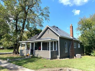 8065 E Terhune Street, Dugger, IN 47848