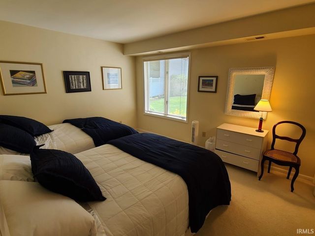 10660 N Southshore Dr # D-1, Syracuse, IN 46567