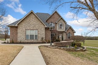3323 Savannah Drive, Harrison, AR 72601