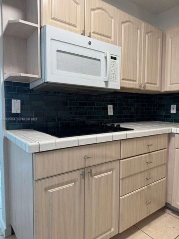 310 SW 10th Street, Fort Lauderdale, FL 33315