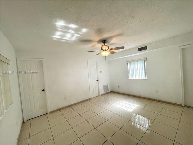 310 SW 10th Street, Fort Lauderdale, FL 33315