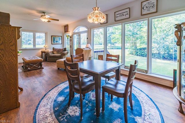 703 S Lismore CT, Newport News, VA 23602