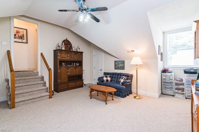 703 S Lismore CT, Newport News, VA 23602