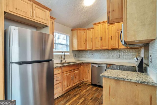 5918 Crescent Ridge Court, Lithonia, GA 30058