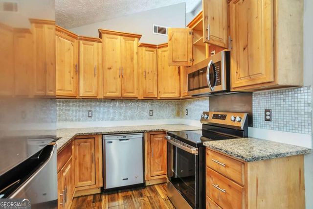 5918 Crescent Ridge Court, Lithonia, GA 30058