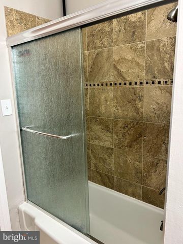 114 W ATLANTIC - UNIT "C" - 2ND FLOOR AVE, Audubon, NJ 08106