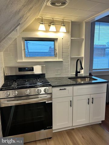 114 W ATLANTIC - UNIT "C" - 2ND FLOOR AVE, Audubon, NJ 08106