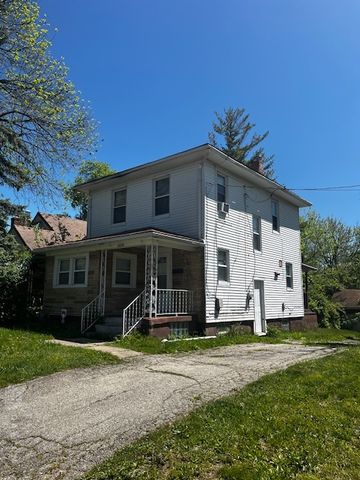 2218 Rugby Road, Dayton, OH 45406