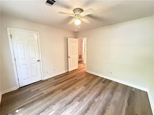 1121 Canvas Back Drive, Woodstock, GA 30189