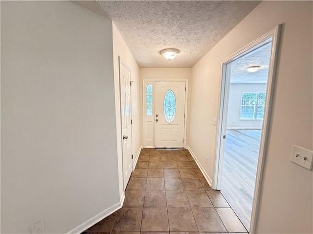 1121 Canvas Back Drive, Woodstock, GA 30189