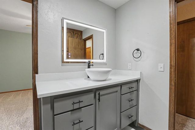 8001 NW 119th Street, Oklahoma City, OK 73162