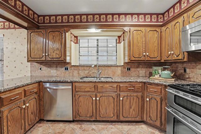 8001 NW 119th Street, Oklahoma City, OK 73162