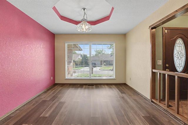8001 NW 119th Street, Oklahoma City, OK 73162