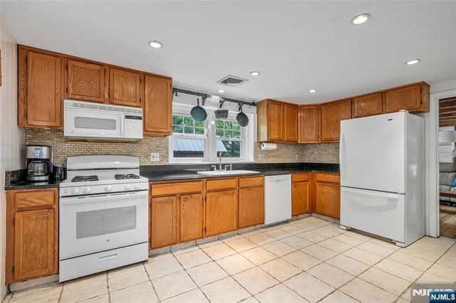 157 Chestnut Ridge Road, Montvale, NJ 07645