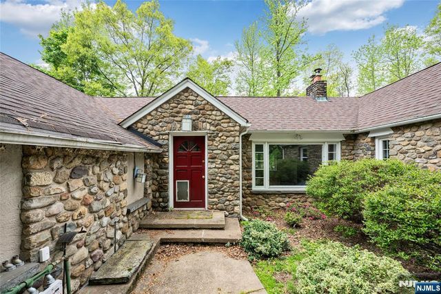 157 Chestnut Ridge Road, Montvale, NJ 07645