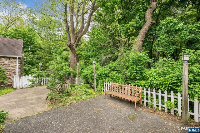 157 Chestnut Ridge Road, Montvale, NJ 07645