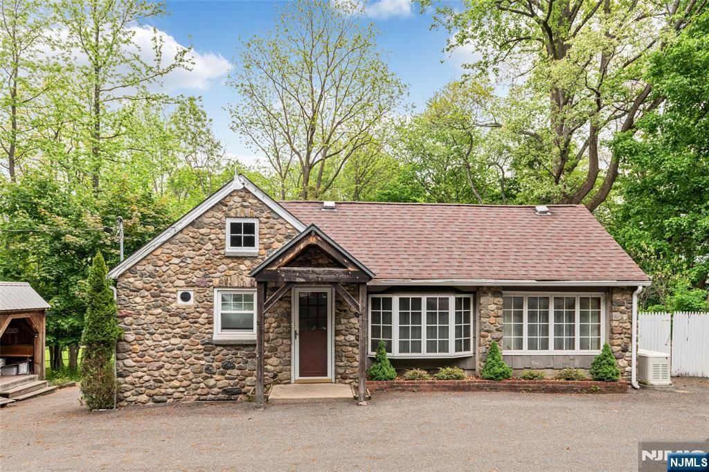 157 Chestnut Ridge Road, Montvale, NJ 07645