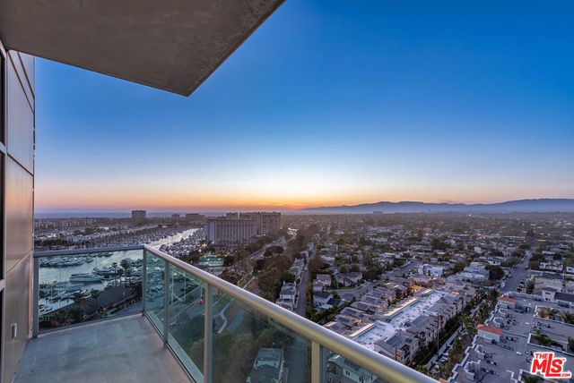 13700 Marina Pointe Drive 1903, Marina Del Rey, CA 90292