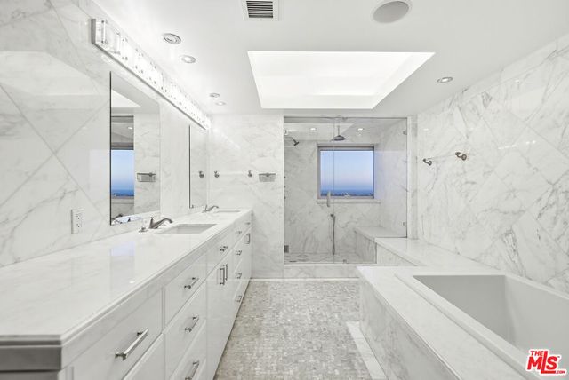 13700 Marina Pointe Drive 1903, Marina Del Rey, CA 90292