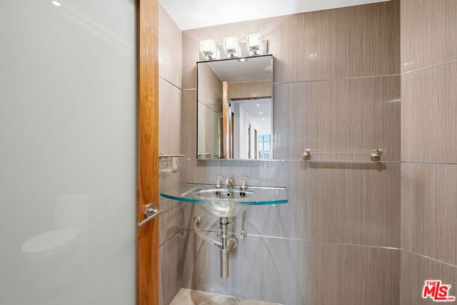 13700 Marina Pointe Drive 1903, Marina Del Rey, CA 90292