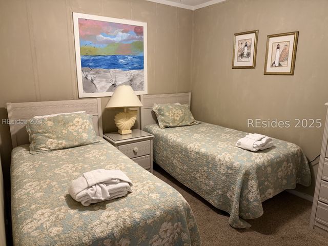 40 Folly Field Road 329, Hilton Head Island, SC 29928