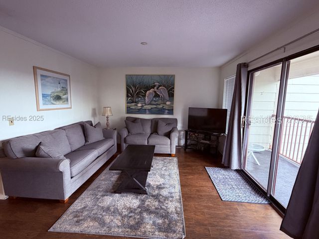 40 Folly Field Road 329, Hilton Head Island, SC 29928