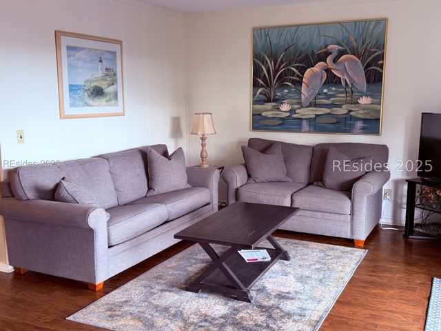 40 Folly Field Road 329, Hilton Head Island, SC 29928