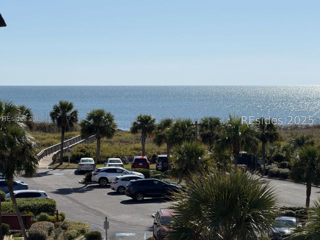 40 Folly Field Road 329, Hilton Head Island, SC 29928