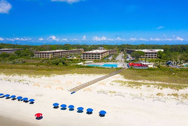 40 Folly Field Road 329, Hilton Head Island, SC 29928