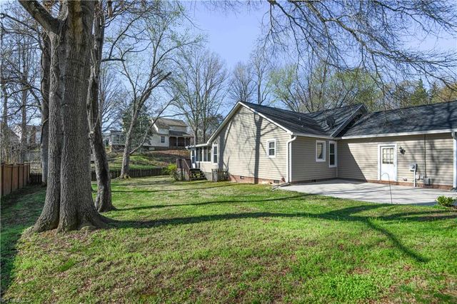 337 Marylebone Drive, Kernersville, NC 27284