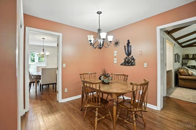 9037 Winthrop Drive, Montgomery, OH 45249