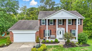 9037 Winthrop Drive, Montgomery, OH 45249