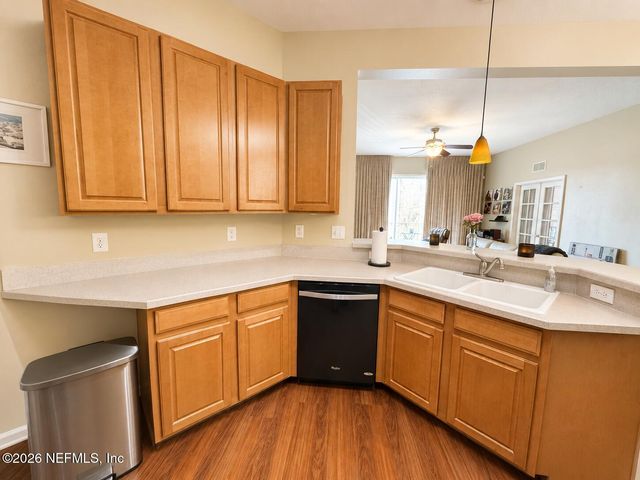 785 OAKLEAF PLANTATION Parkway 733, Orange Park, FL 32065