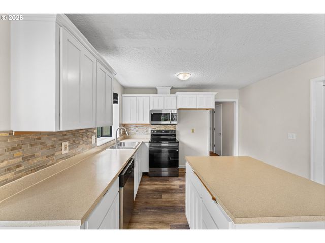 5392 N St, Washougal, WA 98671